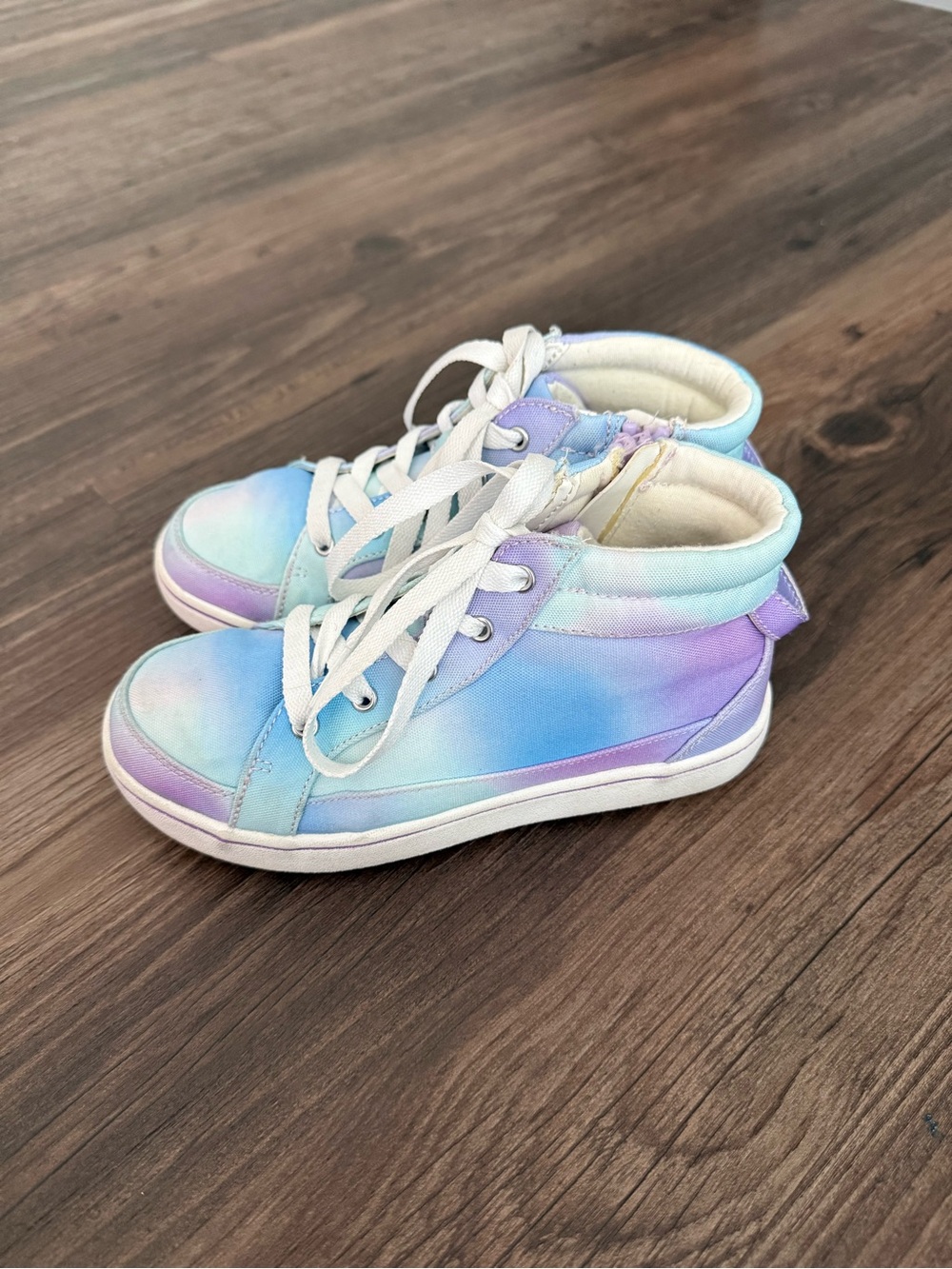 Cat & Jack Kids High-Top Sneakers in Pastel Blue and Lavender - Picture 2 of 7